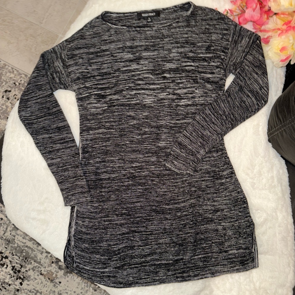 3 x 20$ Ellen Tracy Black and Gray Women's Top Size Small - Picture 1 of 6